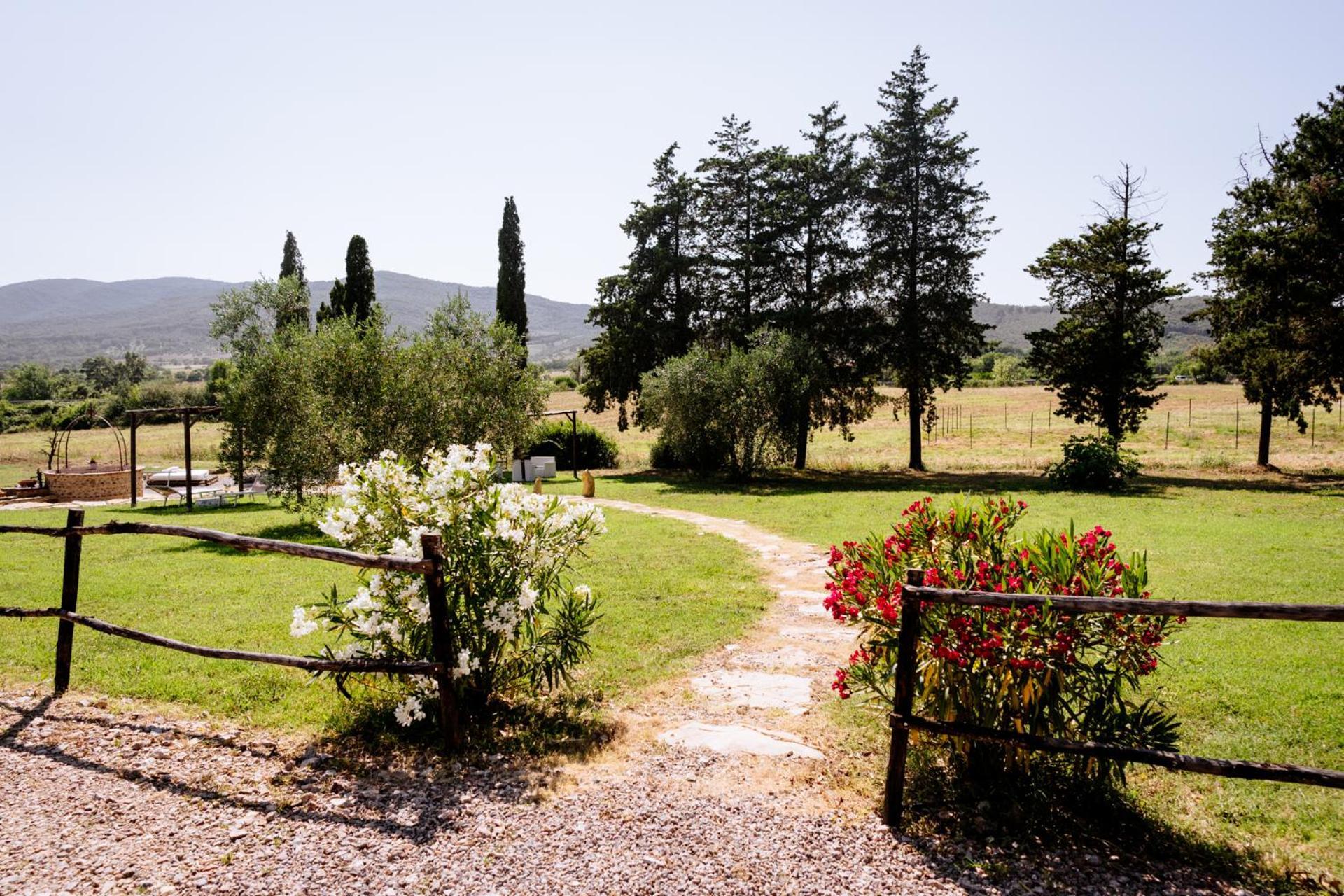 Agriturismo Giu Al Pozzo Gavorrano Exterior foto